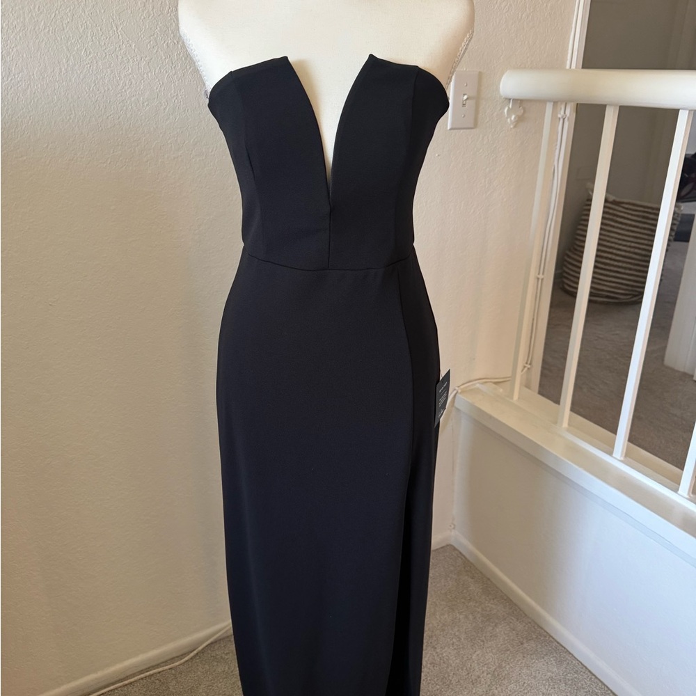 Lulu's Strapless Black Plunge Evening Gown